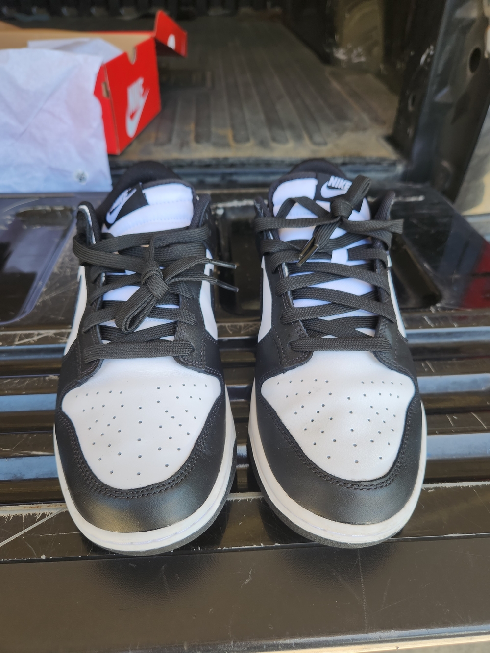 Nike Men’s Panda Dunks Sneakers